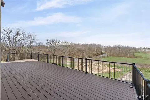 Exterior - 4242 Quirin Rd, Smithton, IL 62285 photo 6 of 14