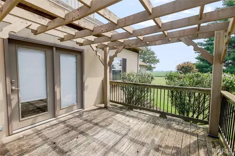 Exterior - 4242 Quirin Rd, Smithton, IL 62285 photo 12 of 14
