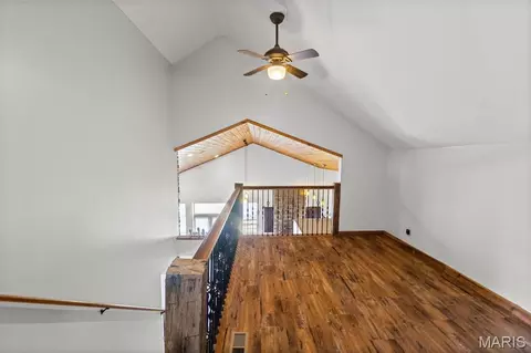 Entry Way - 4242 Quirin Rd, Smithton, IL 62285 photo 4 of 6