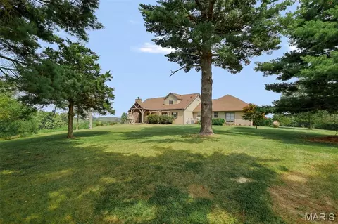 Exterior - 4242 Quirin Rd, Smithton, IL 62285 photo 14 of 14