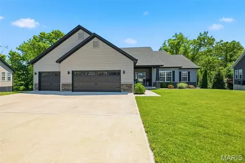 516 Cass Dr, Troy, MO 63379