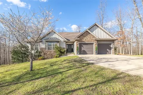 224 Timber Way Dr, Poplar Bluff, MO 63901