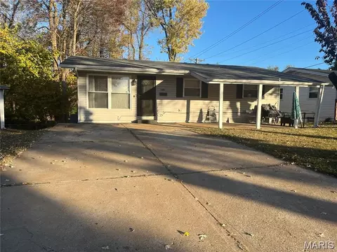 10500 Lilac Ave, Riverview, MO 63137