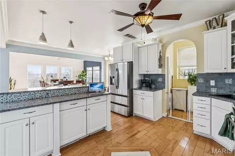 Kitchen - 80 Morgan Valley Ln, Foley, MO 63347 photo 4 of 7