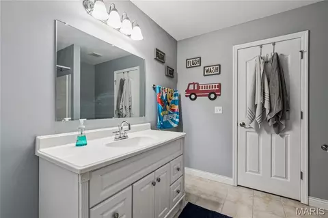Bath - 80 Morgan Valley Ln, Foley, MO 63347 photo 8 of 10