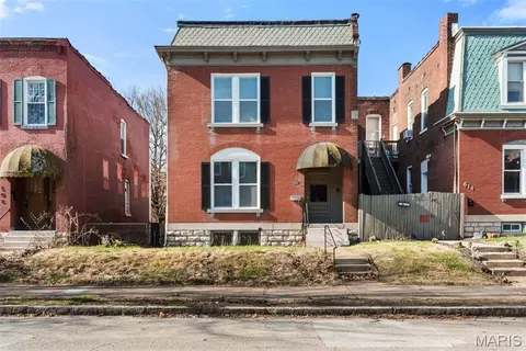612 Holly Hills Ave, Saint Louis, MO 63111