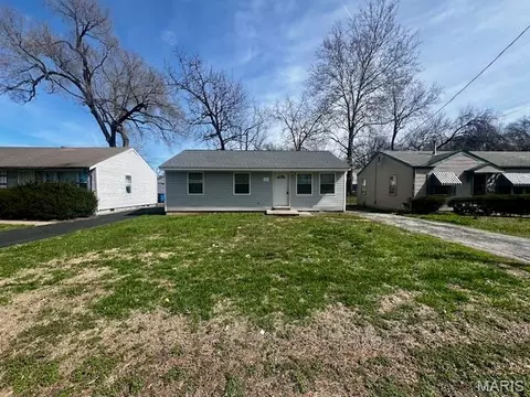 6330 Washington Ave, Berkeley, MO 63134