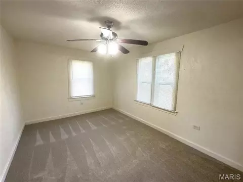 Bedroom - 417 S 8th St, Belleville, IL 62220 photo 1 of 2