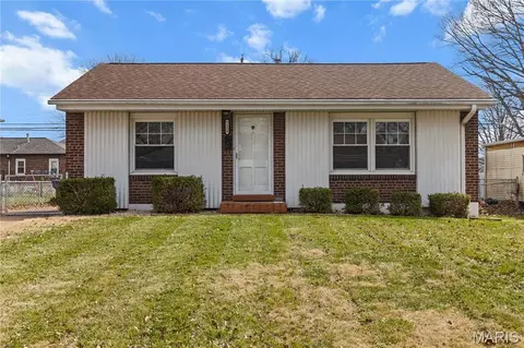 7124 Marwinette Ave, Saint Louis, MO 63116