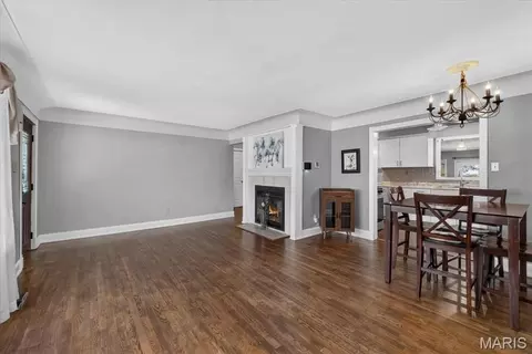 Living - 114 Central Ave, O'fallon, IL 62269 photo 2 of 3