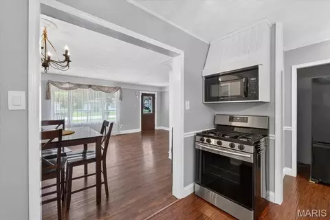 Entry Way - 114 Central Ave, O'fallon, IL 62269 photo 1 of 1