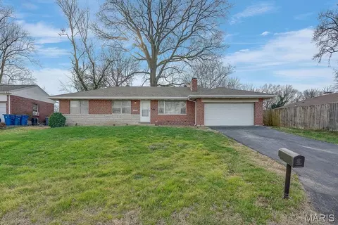 10065 Denness Dr, Riverview, MO 63137