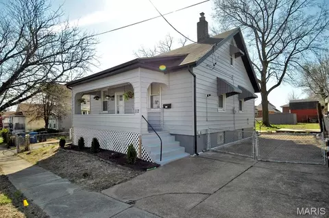 112 Mann St, Saint Louis, MO 63125
