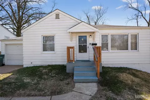 1224 Kilgore Dr, Saint Louis, MO 63137