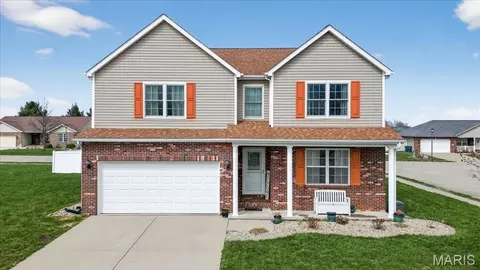 605 Janet Ct, New Baden, IL 62265