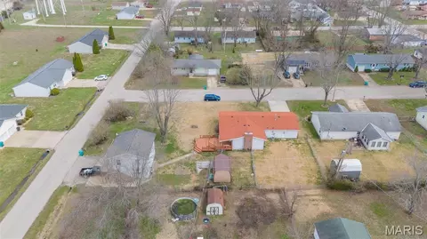 View/Area - 402 Locust St, Cuba, MO 65453 photo 10 of 13