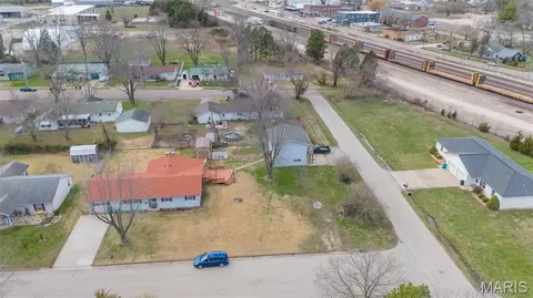 View/Area - 402 Locust St, Cuba, MO 65453 photo 13 of 13
