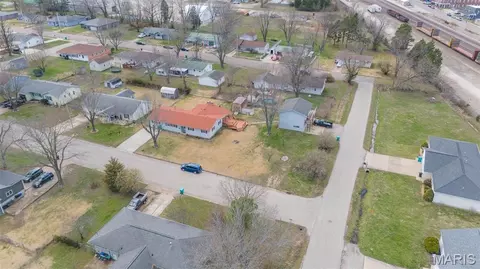 View/Area - 402 Locust St, Cuba, MO 65453 photo 8 of 13