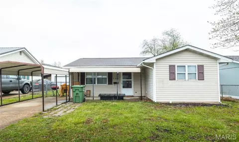 721 E 12th St, Rolla, MO 65401