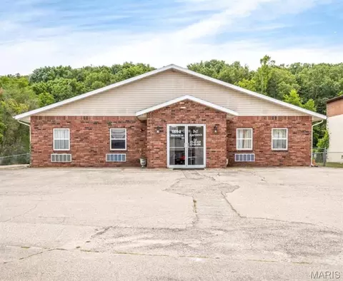 1809 Historic 66 # A, Waynesville, MO 65583