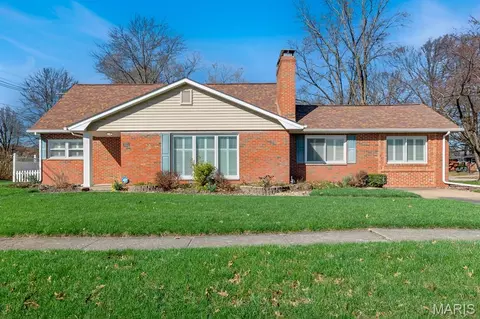 3211 Edgewood Ave, Granite City, IL 62040