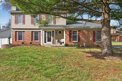 15523 95th Ave, Florissant, MO 63034