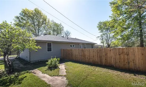 Exterior - 13515 County Road 2190, Rolla, MO 65401 photo 5 of 9