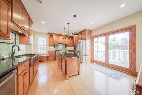 Kitchen - 1601 E State Route 72, Rolla, MO 65401 photo 2 of 10