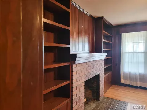 Living - 1601 E State Route 72, Rolla, MO 65401 photo 7 of 7