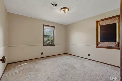 Bedroom - 104 S Everett St, Kennett, MO 63857 photo 2 of 2