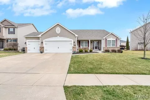 178 Oakhurst Dr, O'fallon, MO 63368