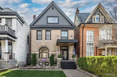 4424 Laclede Ave, Saint Louis, MO 63108