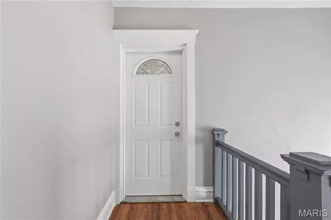 Entry Way - 4643 Evans Ave, Saint Louis, MO 63113 photo 18 of 20