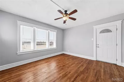 Living - 4643 Evans Ave, Saint Louis, MO 63113 photo 22 of 25
