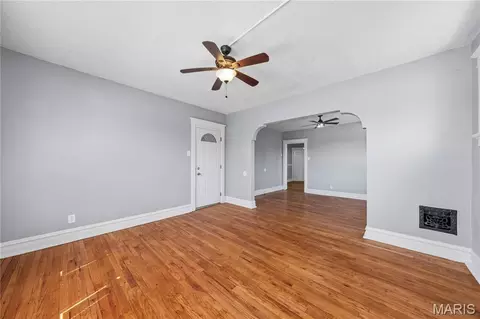 Living - 4643 Evans Ave, Saint Louis, MO 63113 photo 21 of 25