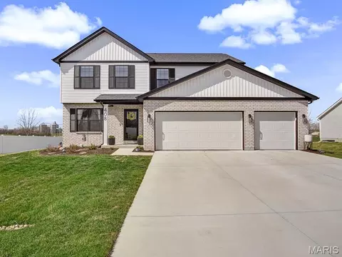 408 Duffy Dr, Marine, IL 62061