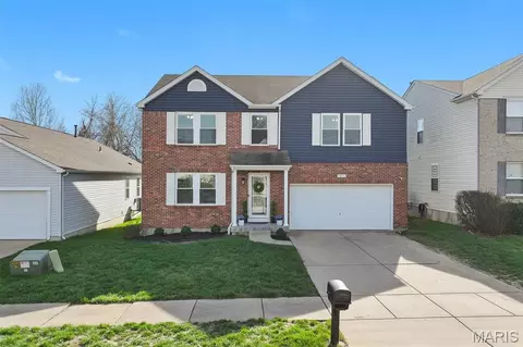 2532 Wintercreek Dr, Belleville, IL 62221