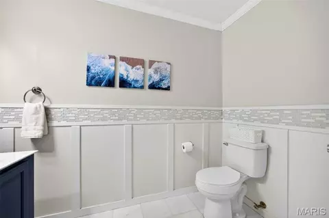 Bath - 16310 Sugar Pine Ct, Wright City, MO 63390 photo 2 of 8