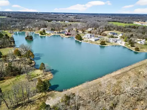 View/Area - 16310 Sugar Pine Ct, Wright City, MO 63390 photo 5 of 10