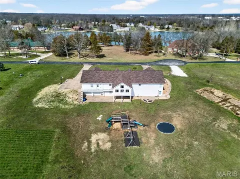 View/Area - 16310 Sugar Pine Ct, Wright City, MO 63390 photo 9 of 10