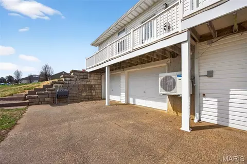 Exterior - 16310 Sugar Pine Ct, Wright City, MO 63390 photo 7 of 11