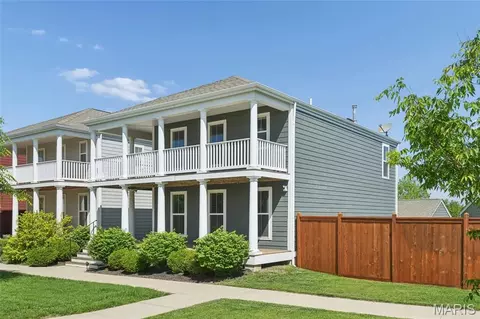 3622 Broad St, Saint Charles, MO 63301