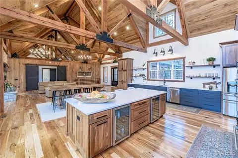 Kitchen - 23252 Jupiter Ave, Macon, MO 63552 photo 2 of 6