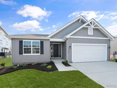 87 Fall Meadow Ct, Fenton, MO 63026