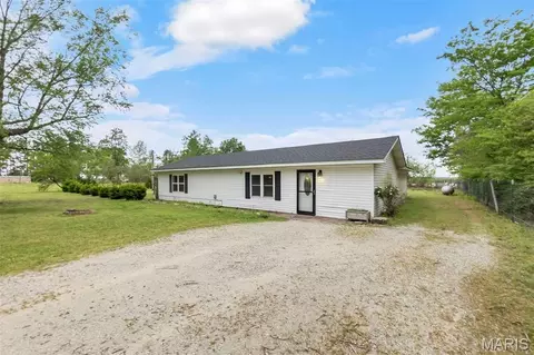 4649 County Road 621, Cardwell, MO 63829