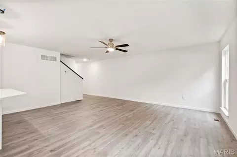 Living - 446 Klenke Valley Dr, Union, MO 63084 photo 2 of 5