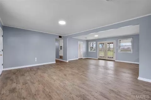 Living - 2108 North Hvn, Kennett, MO 63857 photo 1 of 4