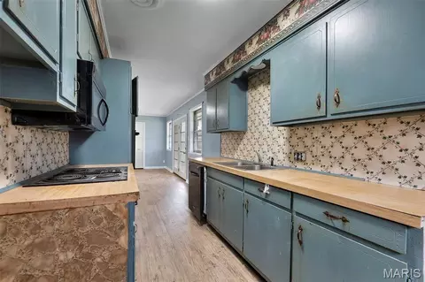 Kitchen - 2108 North Hvn, Kennett, MO 63857 photo 1 of 1