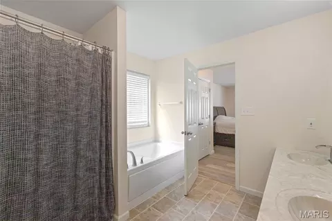 Bath - 1109 Foxwood Estates Dr, Arnold, MO 63010 photo 1 of 3