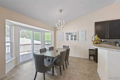 Dining - 1109 Foxwood Estates Dr, Arnold, MO 63010 photo 2 of 2